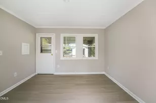 210 S Brevard St, Selma, NC 27576 - Photo 11