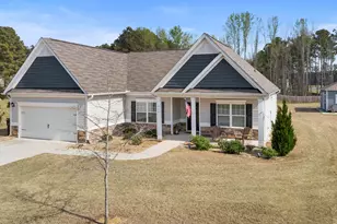 113 Lexington Dr, Sanford, NC 27332 - Photo 9