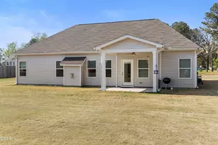 113 Lexington Dr, Sanford, NC 27332 - Photo 15