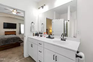 113 Lexington Dr, Sanford, NC 27332 - Photo 41