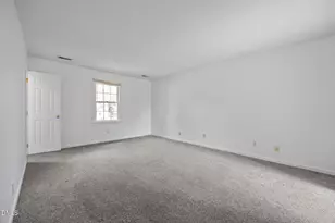 6505 Wooden Shoe Ln, Raleigh, NC 27613 - Photo 9