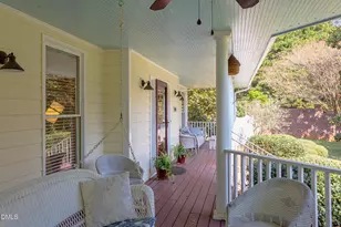 100 Glenview Pl, Chapel Hill, NC 27514 - Photo 3