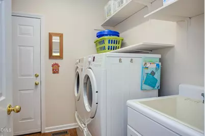 100 Glenview Place, Chapel Hill, NC 27514 - Photo 35