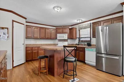 98 W Beverly Lane, Henderson, NC 27537 - Photo 5