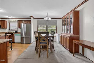 98 W Beverly Ln, Henderson, NC 27537 - Photo 7