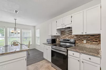 5115 Cardinal Grove Boulevard, Raleigh, NC 27616 - Photo 3