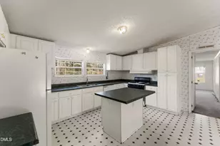 501 Macon-Embro Rd, Macon, NC 27551 - Photo 5