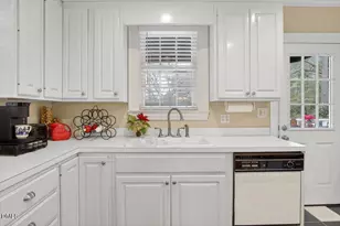 2064 Oxford Rd, Henderson, NC 27536 - Photo 21