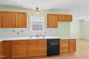 127 Churchill Downs Dr, Clayton, NC 27520 - Photo 15