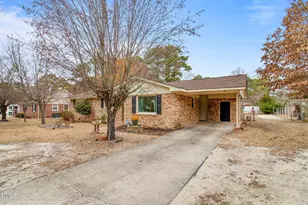 513 NW Maxine St, Fayetteville, NC 28303 - Photo 3