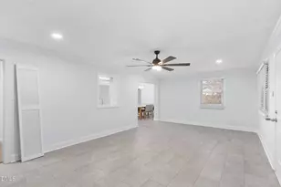 513 NW Maxine St, Fayetteville, NC 28303 - Photo 13