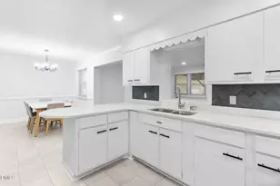513 NW Maxine St, Fayetteville, NC 28303 - Photo 19
