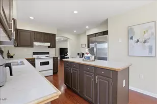 3909 La Varra Dr, Clayton, NC 27520 - Photo 15