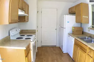 1206 Granby St, Durham, NC 27701 - Photo 7