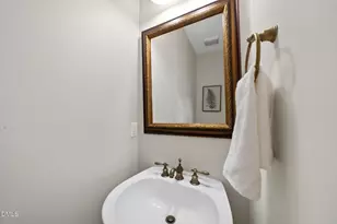 306 Helmsdale Dr, Chapel Hill, NC 27517 - Photo 17