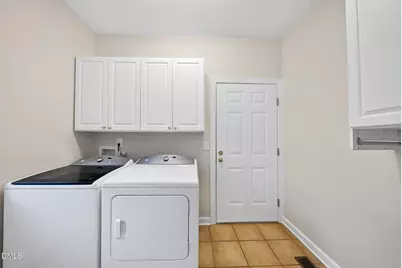 306 Helmsdale Drive, Chapel Hill, NC 27517 - Photo 33