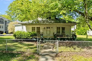 301 N West St, Cary, NC 27513 - Photo 1