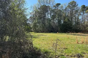 709 Crestview Dr, Durham, NC 27712 - Photo 1