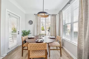 100 Village Crossing Dr, Chapel Hill, NC 27517 - Photo 17