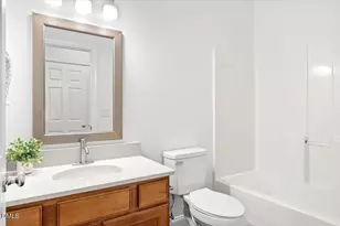 305 Savannah Ridge Rd, Holly Springs, NC 27540 - Photo 19