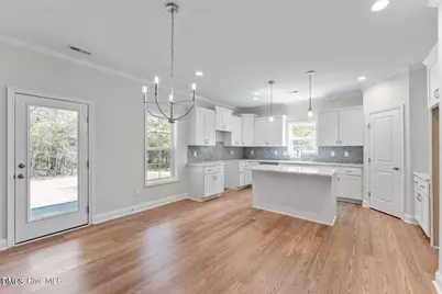 233 Telluride Court, Aberdeen, NC 28315 - Photo 5