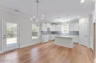 233 Telluride Ct, Aberdeen, NC 28315 - Photo 5