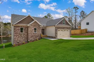 62 Ponchartrain St, Fuquay Varina, NC 27526 - Photo 3