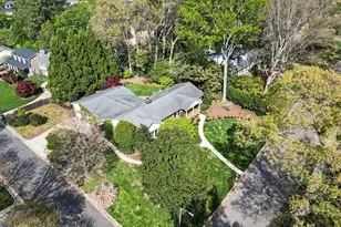 1212 Kershaw Dr, Raleigh, NC 27609 - Photo 39