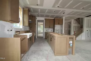 2466 Vetrina Wy, Apex, NC 27502 - Photo 3