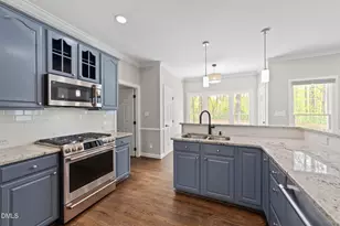 2004 Sassacus Ln, Apex, NC 27523 - Photo 13