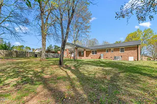 2413 Hillford Dr, Burlington, NC 27217 - Photo 29