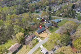 2413 Hillford Dr, Burlington, NC 27217 - Photo 33