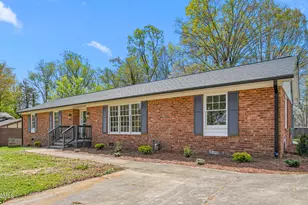 2413 Hillford Dr, Burlington, NC 27217 - Photo 3