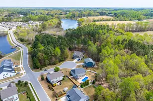 404 Glenville Lake Dr, Fuquay-Varina, NC 27526 - Photo 3