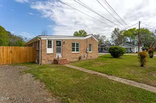 601 E Townsend St, Dunn, NC 28334 - Photo 15