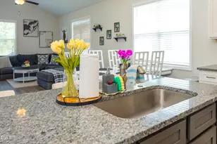 310 E Yukon St, Kenly, NC 27542 - Photo 5