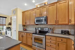 108 Butterbiggins Ln, Apex, NC 27539 - Photo 11