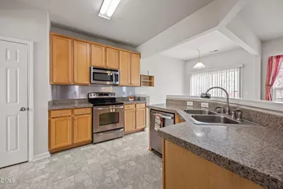 202 Millicent Way, Morrisville, NC 27560 - Photo 7