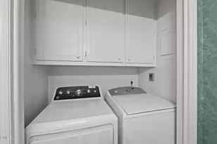 2421 Bonnie Brae Rd, Durham, NC 27703 - Photo 23