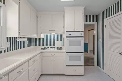 2421 Bonnie Brae Road, Durham, NC 27703 - Photo 15