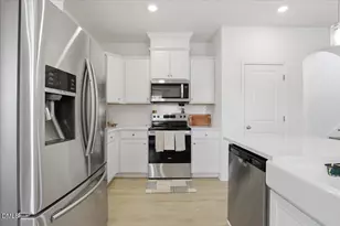 4005 Kingcraig Ln, Zebulon, NC 27597 - Photo 11