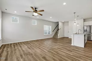 949 Robbie Jackson Ln, Fuquay-Varina, NC 27526 - Photo 5