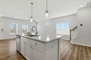 949 Robbie Jackson Ln, Fuquay-Varina, NC 27526 - Photo 19