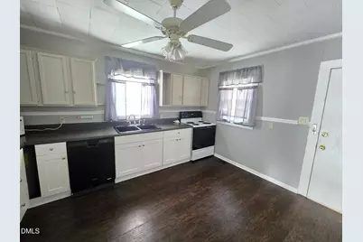 315 Coble Street, Burlington, NC 27215 - Photo 15