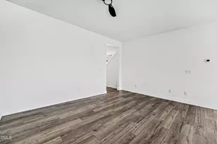 1826 Grassy Falls Ln, Wendell, NC 27591 - Photo 17