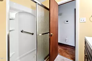 4332 Woodlawn Dr, Raleigh, NC 27616 - Photo 25