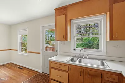 2506 Crestline Avenue, Raleigh, NC 27603 - Photo 9