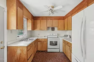 2506 Crestline Ave, Raleigh, NC 27603 - Photo 7