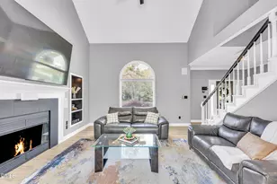 4829 Little Falls Dr, Raleigh, NC 27609 - Photo 9