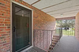 5804 Falls of Neuse Rd, Raleigh, NC 27609 - Photo 5